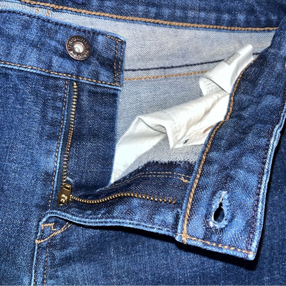 LEVI’S Slight Curve Mid-Rise Classic Bootcut Blue Denim Jeans 2/26 Dark Wash - Picture 9 of 11